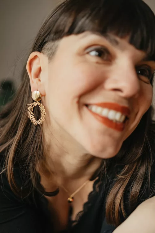 Bijoux Isatis Bijoux Bois Sur Mesure Caen, photo de présentation de produit, type Adèle coloris or