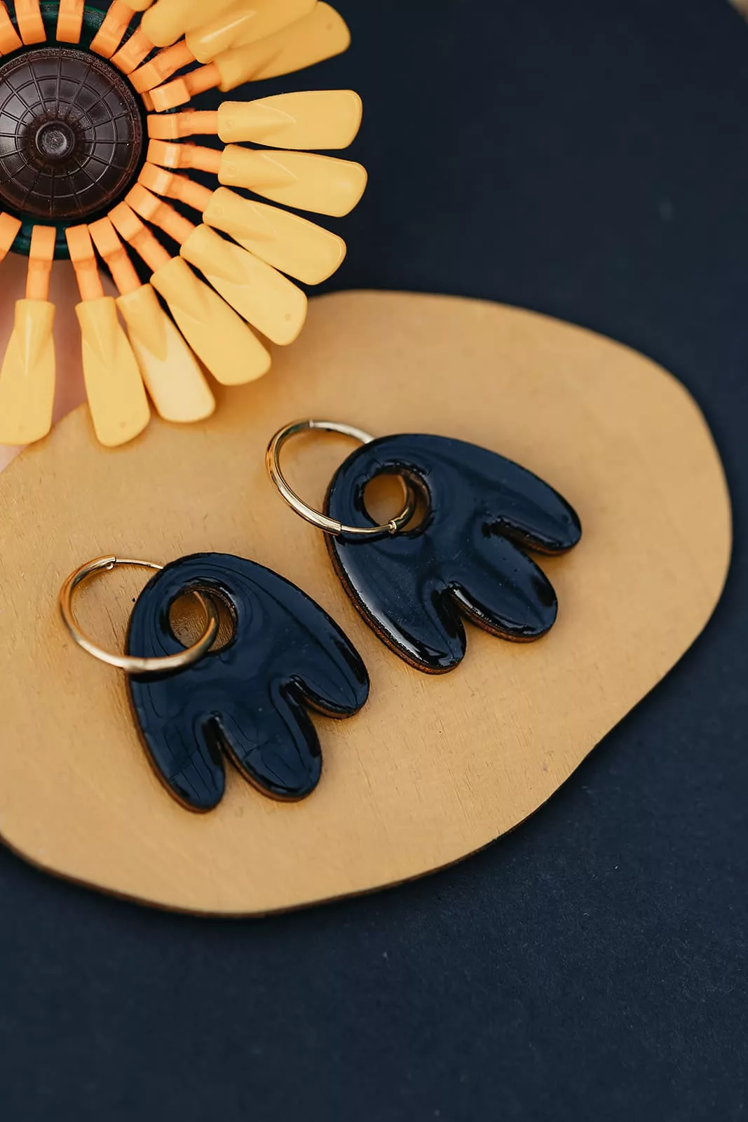 Bijoux Isatis Bijoux Bois Sur Mesure Caen, photo de présentation de produit, type Eden Bonnie coloris noir