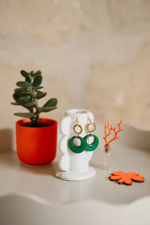 Bijoux Isatis Bijoux Bois Sur Mesure Caen, photo de présentation de produit, type Karen Sun coloris vert