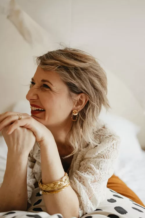 Bijoux Isatis Bijoux Bois Sur Mesure Caen, photo de présentation de produit, type Leo Mini coloris léopard et orange