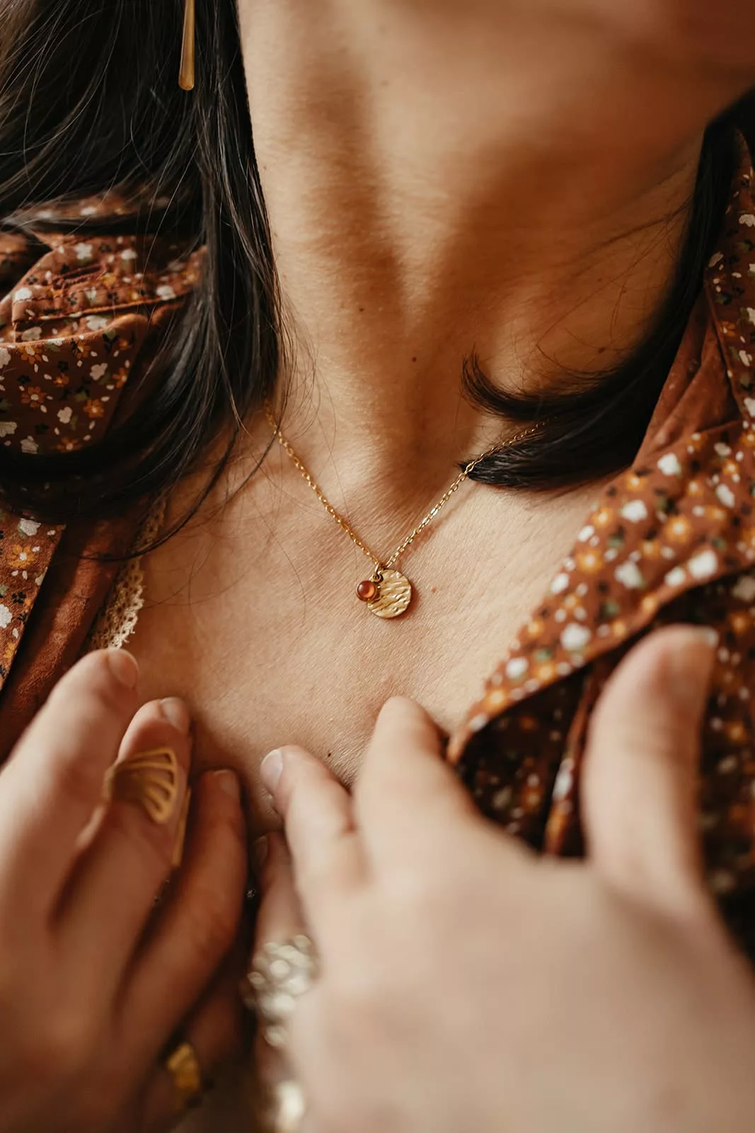 Bijoux Isatis Bijoux Bois Sur Mesure Caen, photo de présentation de produit, type collier coloris orange