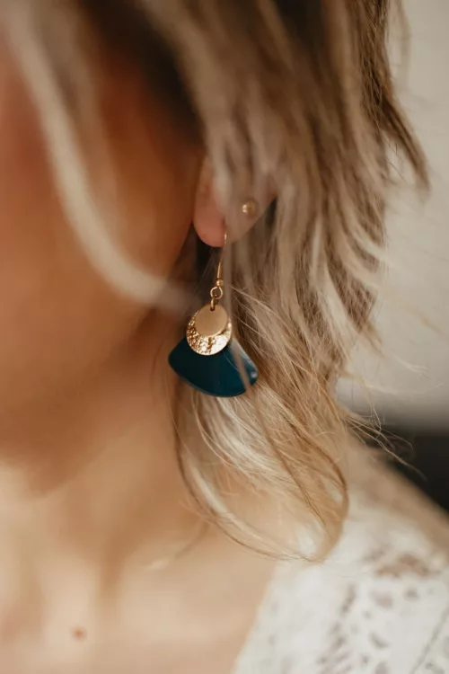 Bijoux Isatis Bijoux Bois Sur Mesure Caen, photo de présentation de produit, type Vega coloris vert foncé