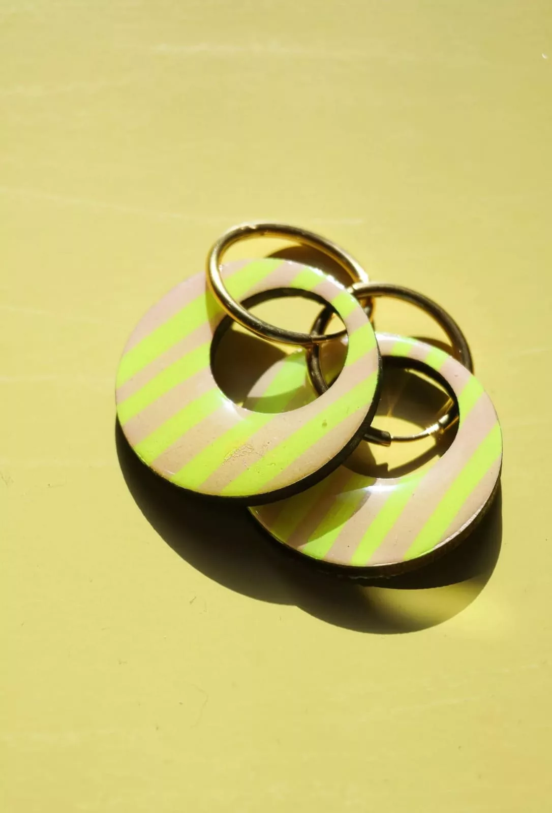 Isatis Bijoux Bois Fait Main Caen Boucles d'oreilles Colore Lime Josie